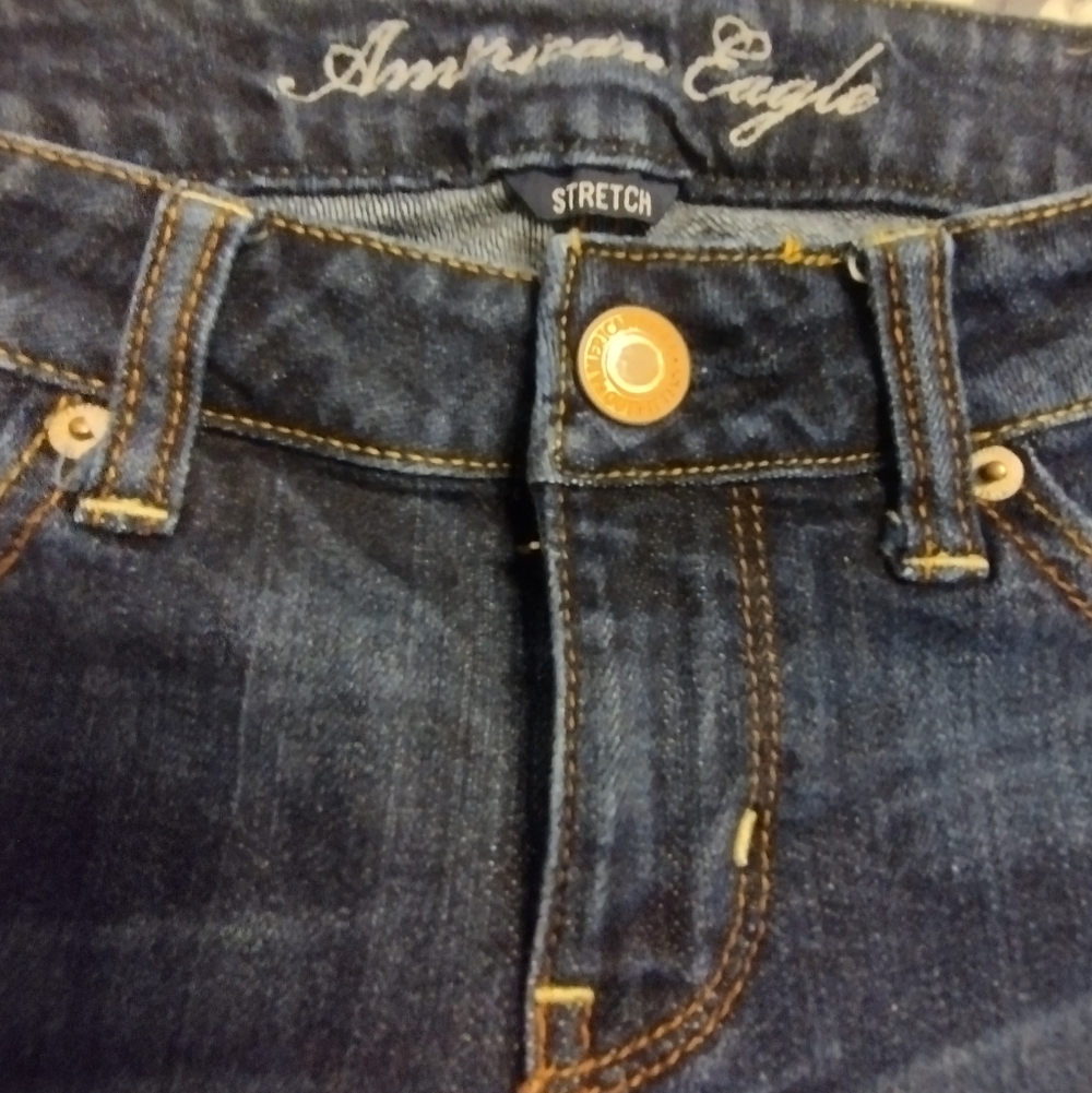 EUC American Eagle Dark Denim Bermuda Shorts Size 2 Summer - Picture 5 of 6